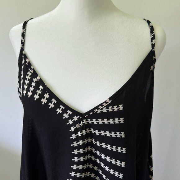 Manaola Pualahilahi dress - Picture 3 of 7